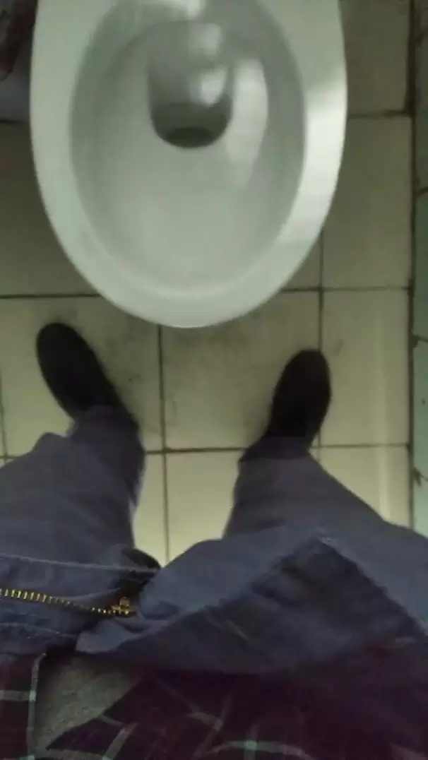 Гей туалете - порно видео на бант-на-машину.рф