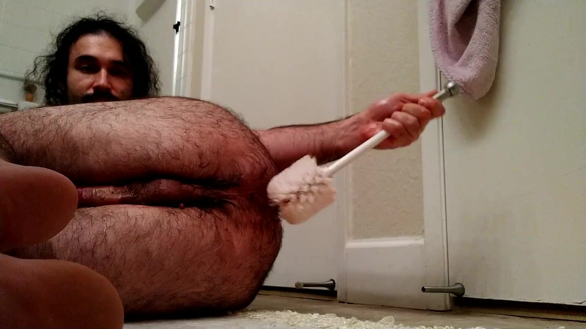 EXTREME toilet brush ass fuck: horny bear fucks own hungry hole with toilet  brush all the way in