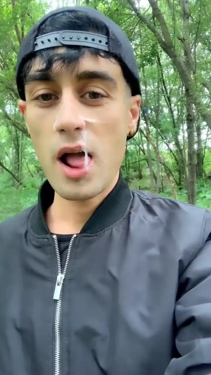 Walking outdoor with cum on face