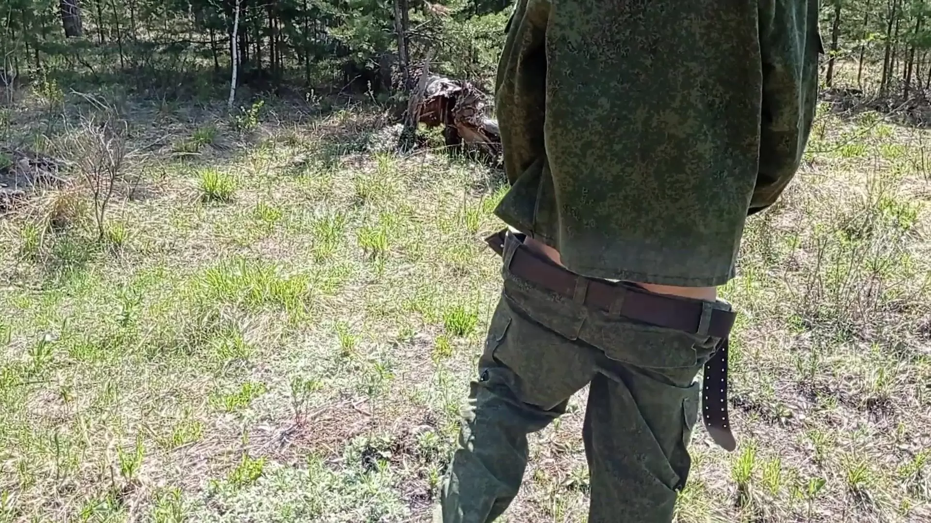Inexperienced handsome soldier jerks off in the forest watch online