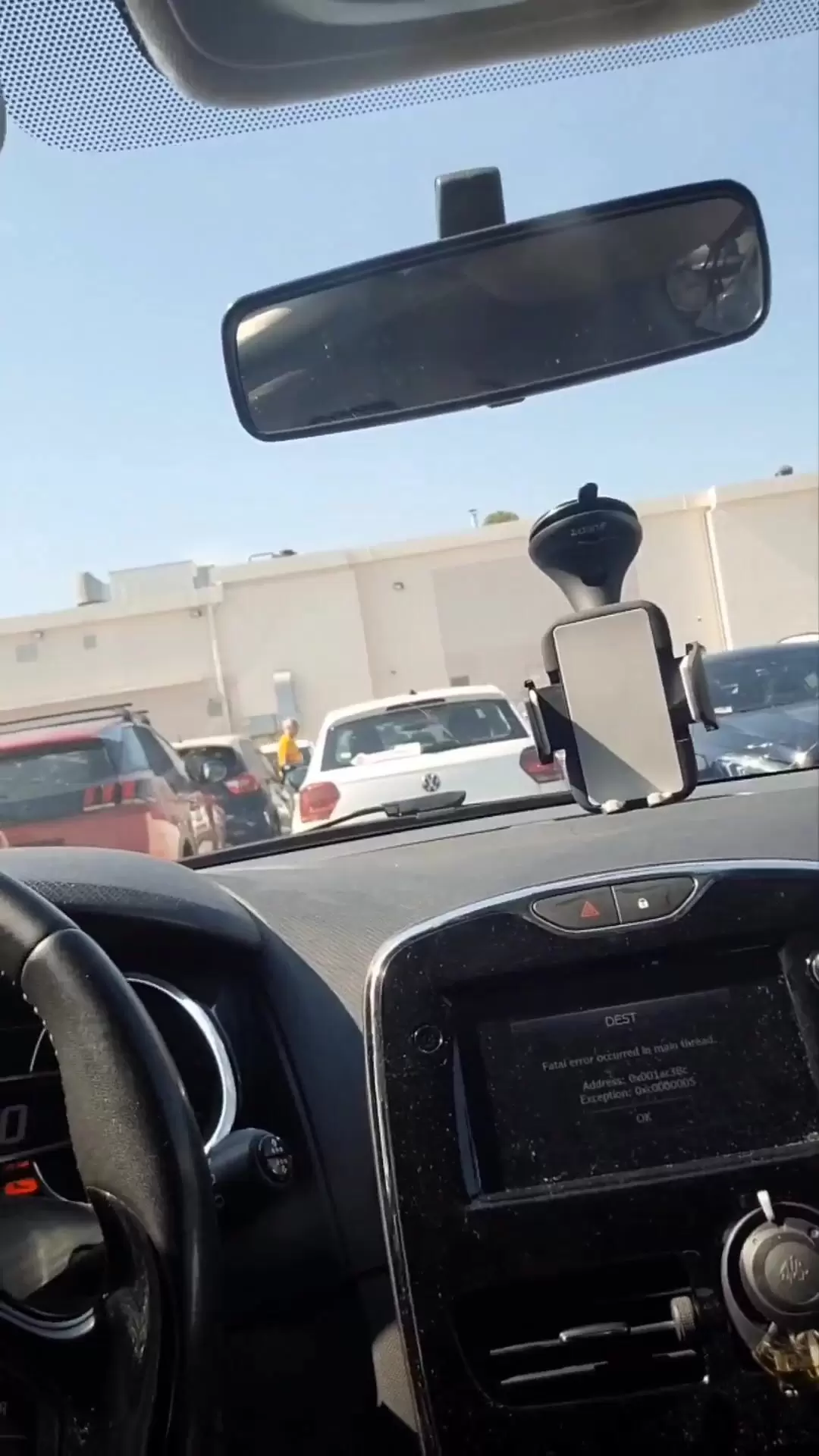 punheta a meio do dia num parque de estacionamento Bónus no final do vídeo!