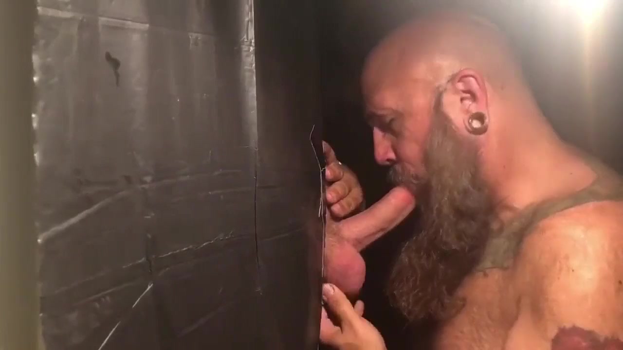 Daddy suck cock on gloryhole watch online